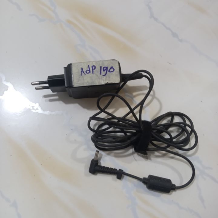Charger Notebook Asus Eee Pc 1015E 19V 1.58A Adaptor Netbook Second Bekas 190