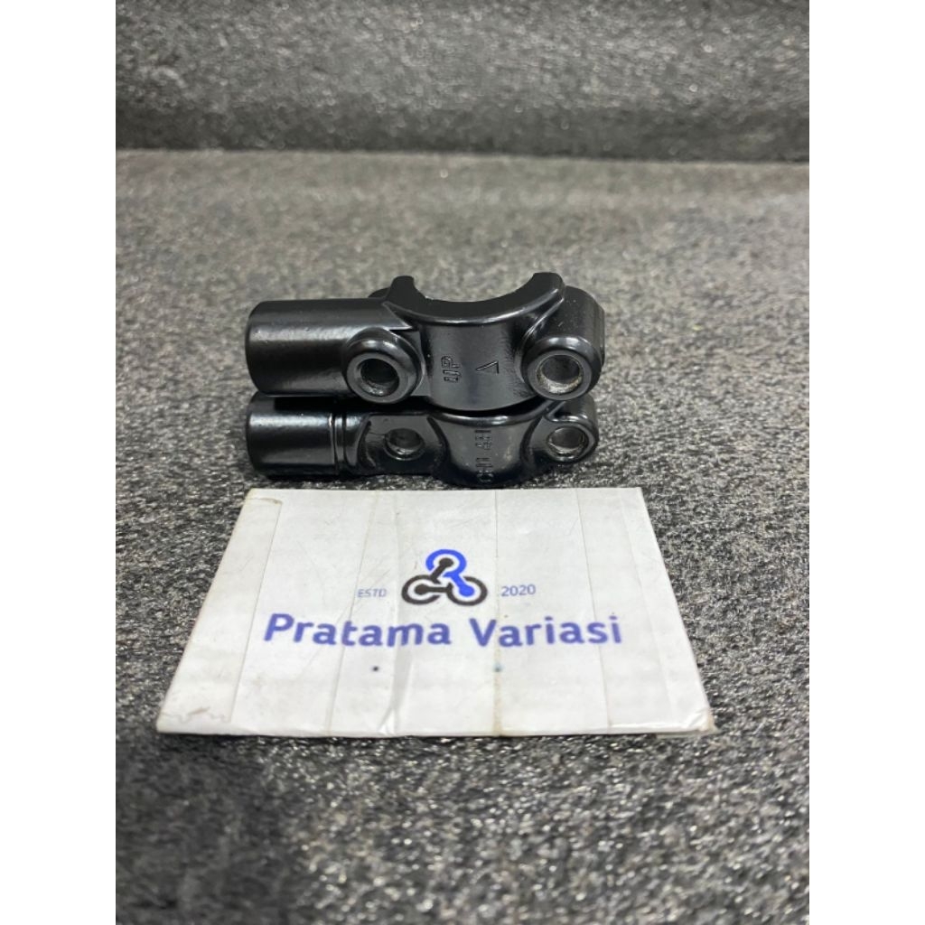 Dudukan Bracket Spion Honda Scoopy / Vario / Beat Street