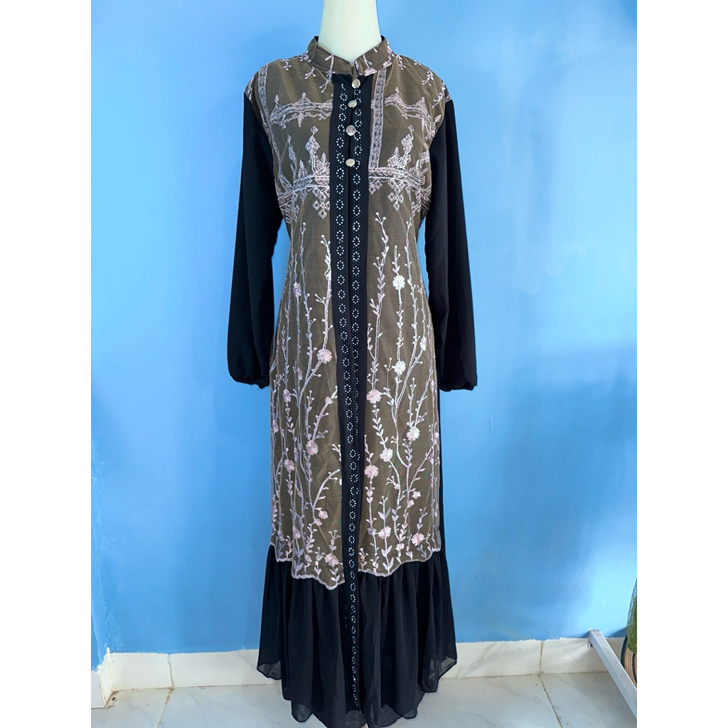 Gamis brokat modern pink