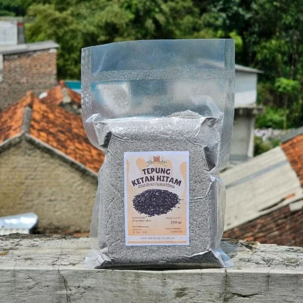 

TEPUNG KETAN HITAM ASLI CIANJUR KEMASAN 250 Gram