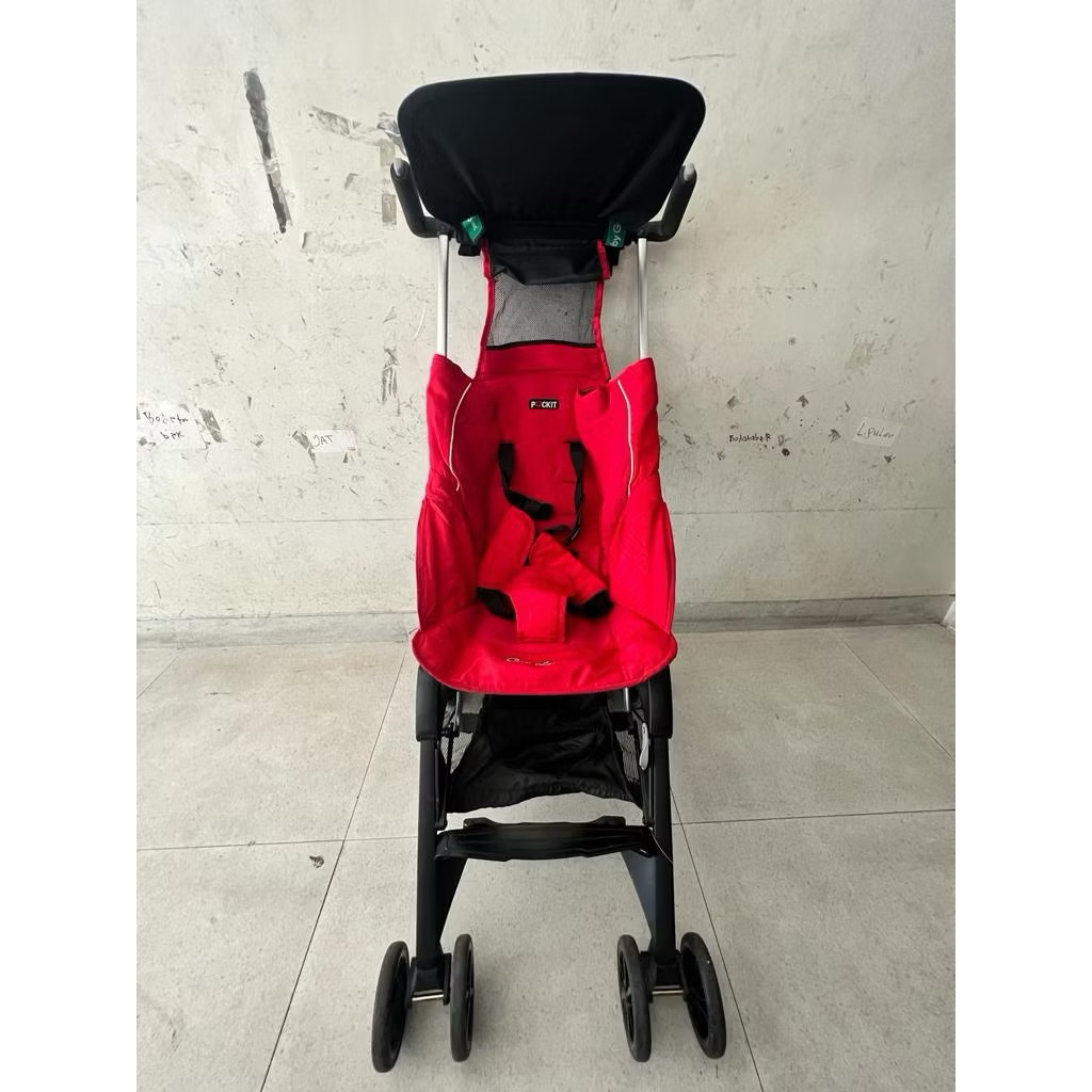 STROLLER COCOLATTE POCKIT 689 - PRELOVED