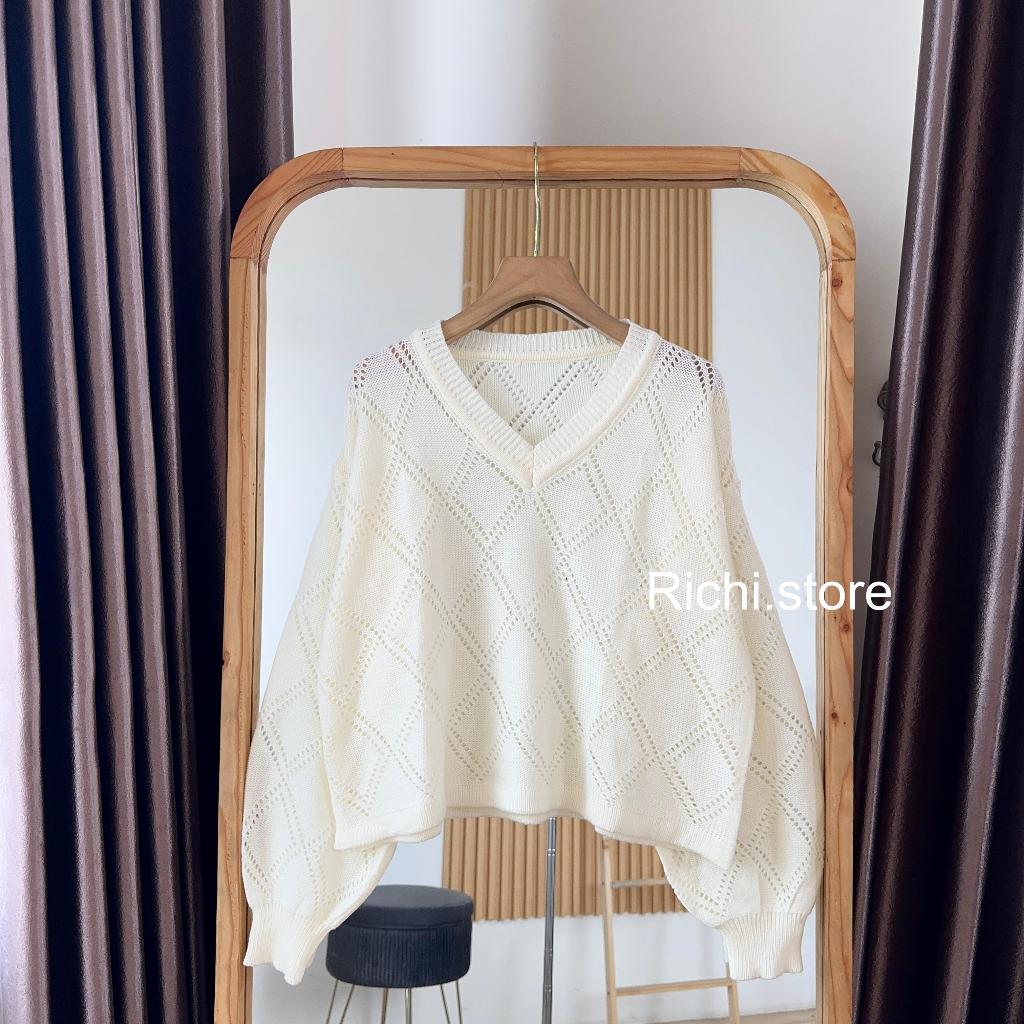 Delila Crop Top Knitwear Atasan Wanita Rajut Blouse Pendek