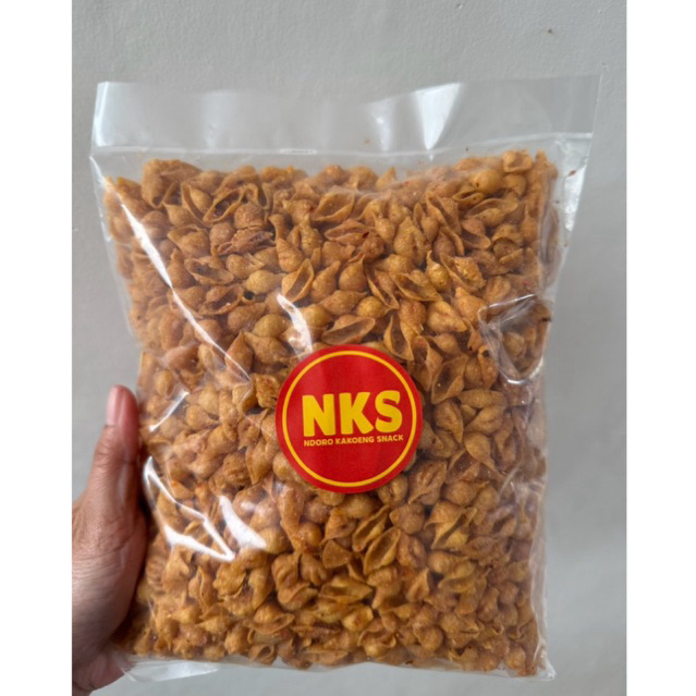 

NKS MAKARONI KEONG PEDAS SAMBEL KOREK DAN GURIH ASIN KRIUK ENAK LEZAT 500gr