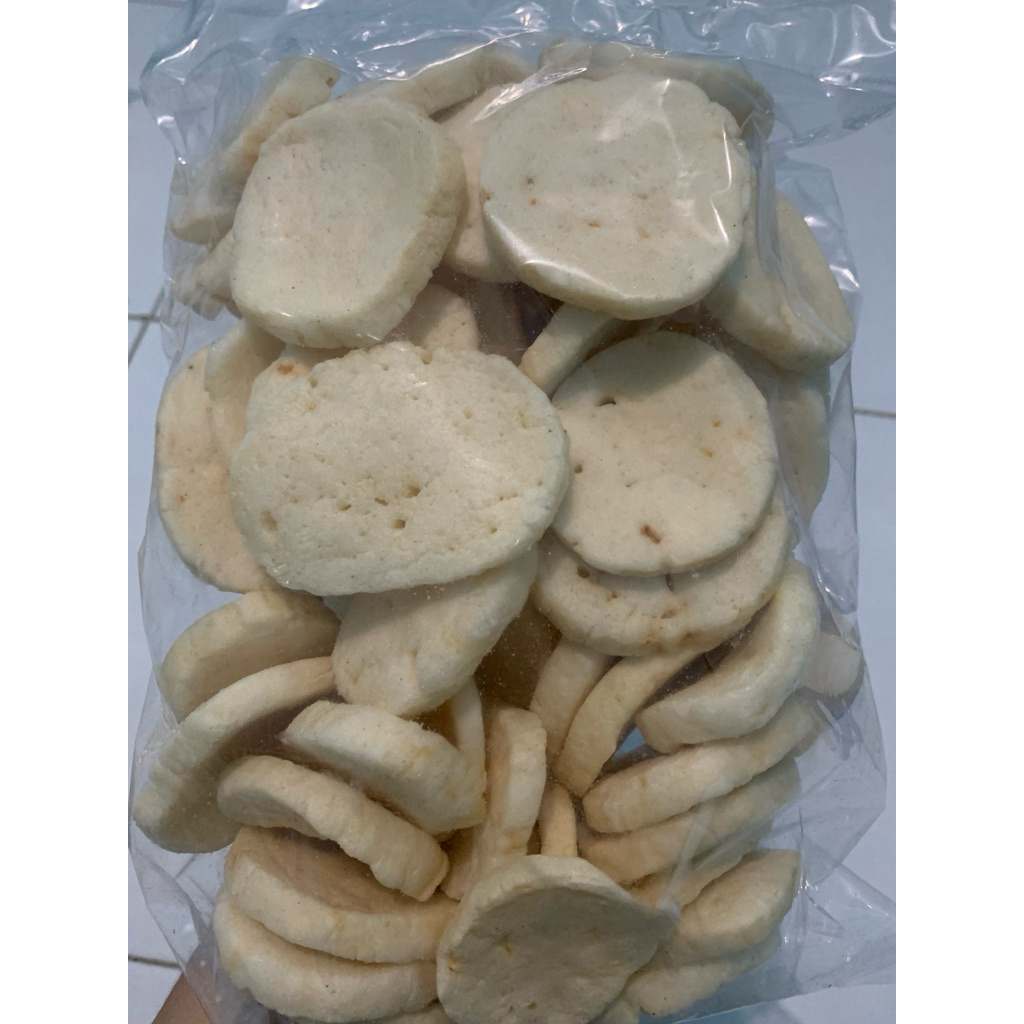

Kempang ikan khas Palembang