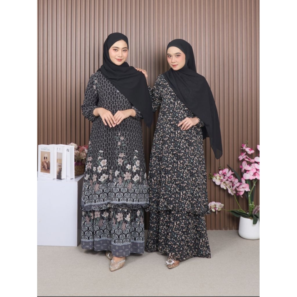 FAMYS - GAMIS MELAYU KURUNG CERUTY RIMPLE SAKYA MOTIF DRESS MALAY 0013475