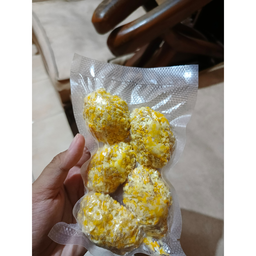 

UDANG KEJU EMBUL ISI 5 PCS DAN 10 PCS
