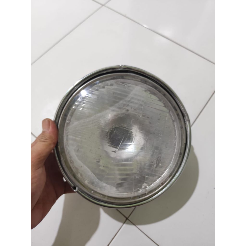 Lampu depan cb 400Bisa diaplikasikan ke binter merzy