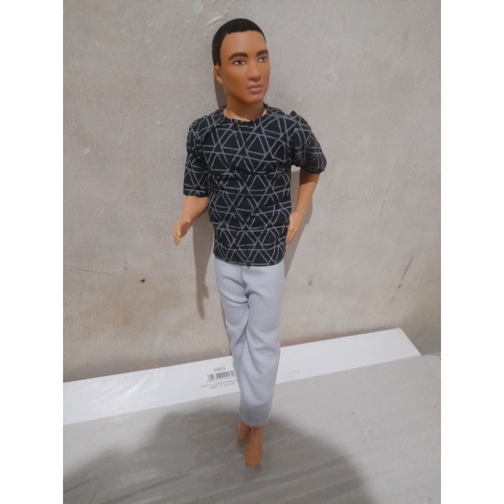 Ken Looks No.15 Preloved