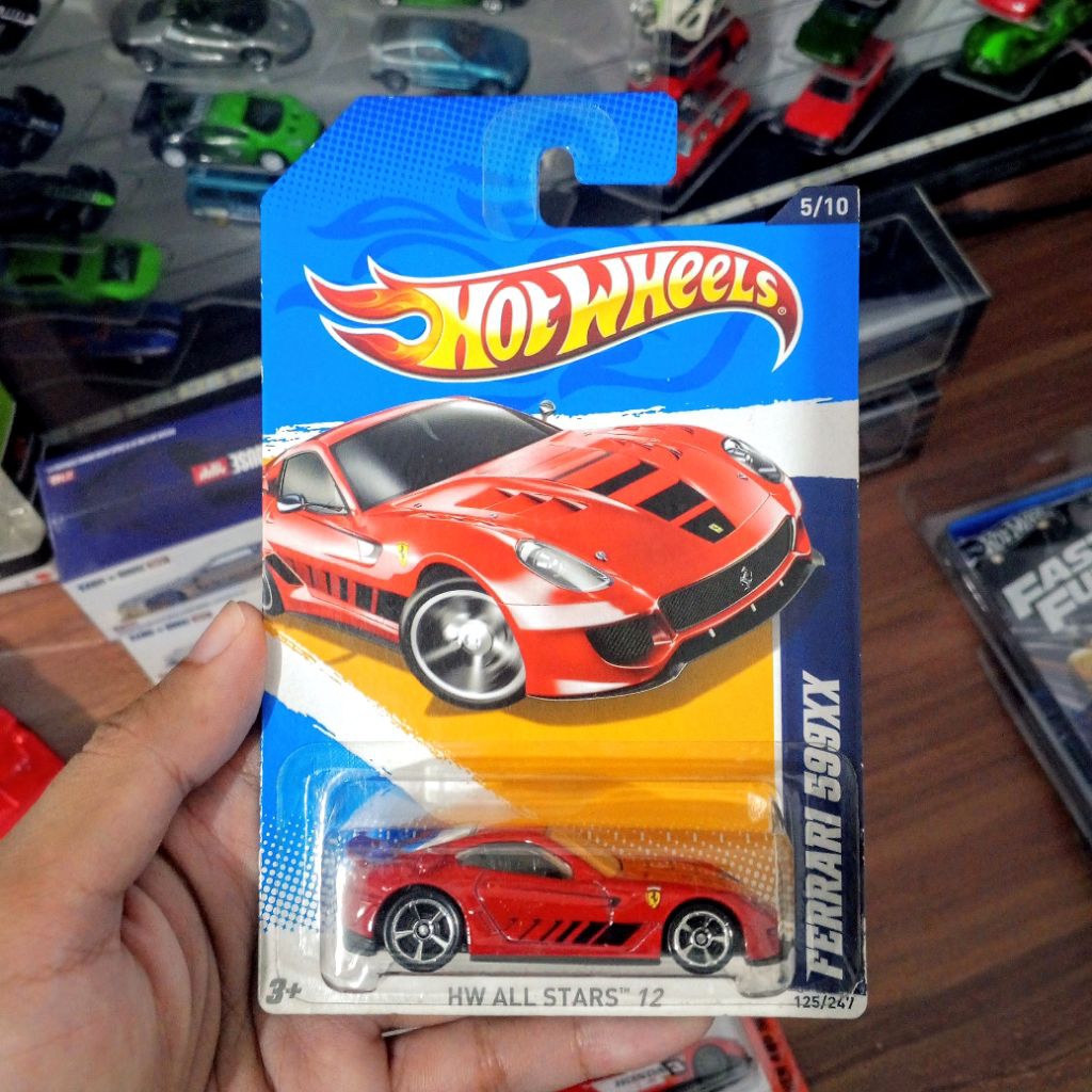 Hot Wheels Ferrari 599XX Red HW All Stars 12