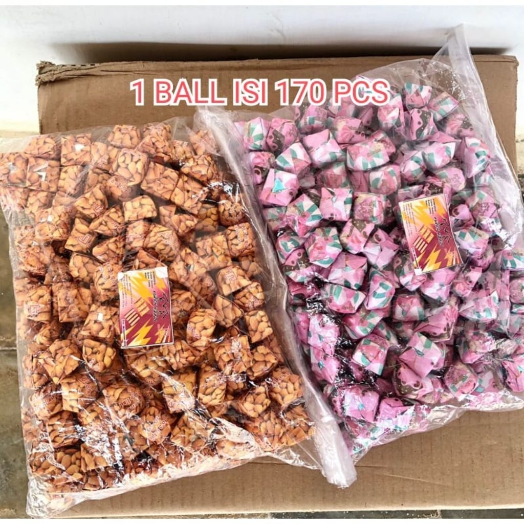 

1 BALL COKLAT CRUNCH ISI 170 PCS