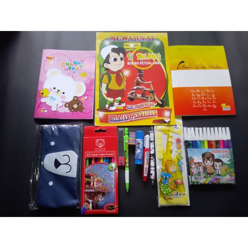 

Buku tulis + alat set super lengkap