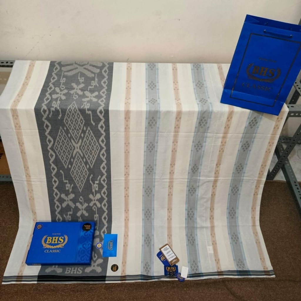 SARUNG BHS CLASSIC GOLD DKD PUTIH