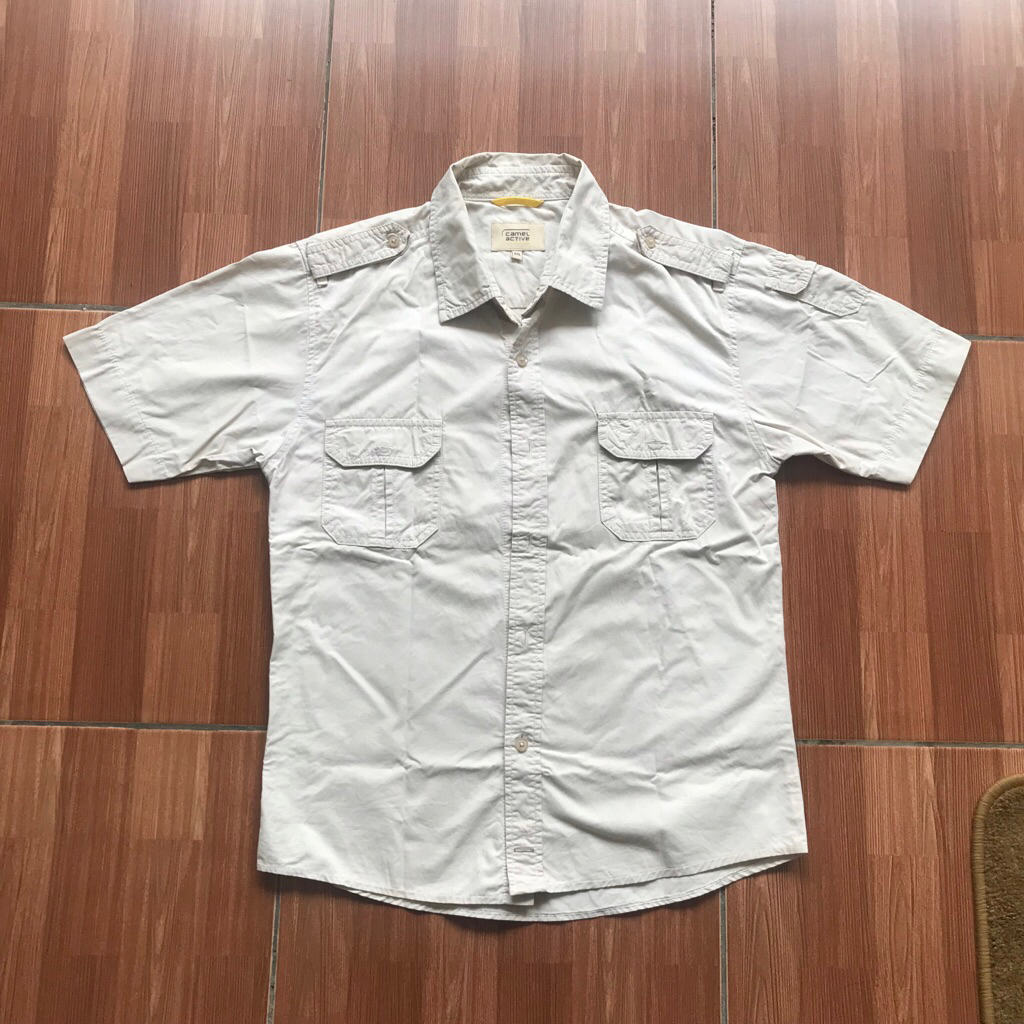 Kemeja Pria putih ivory camel active