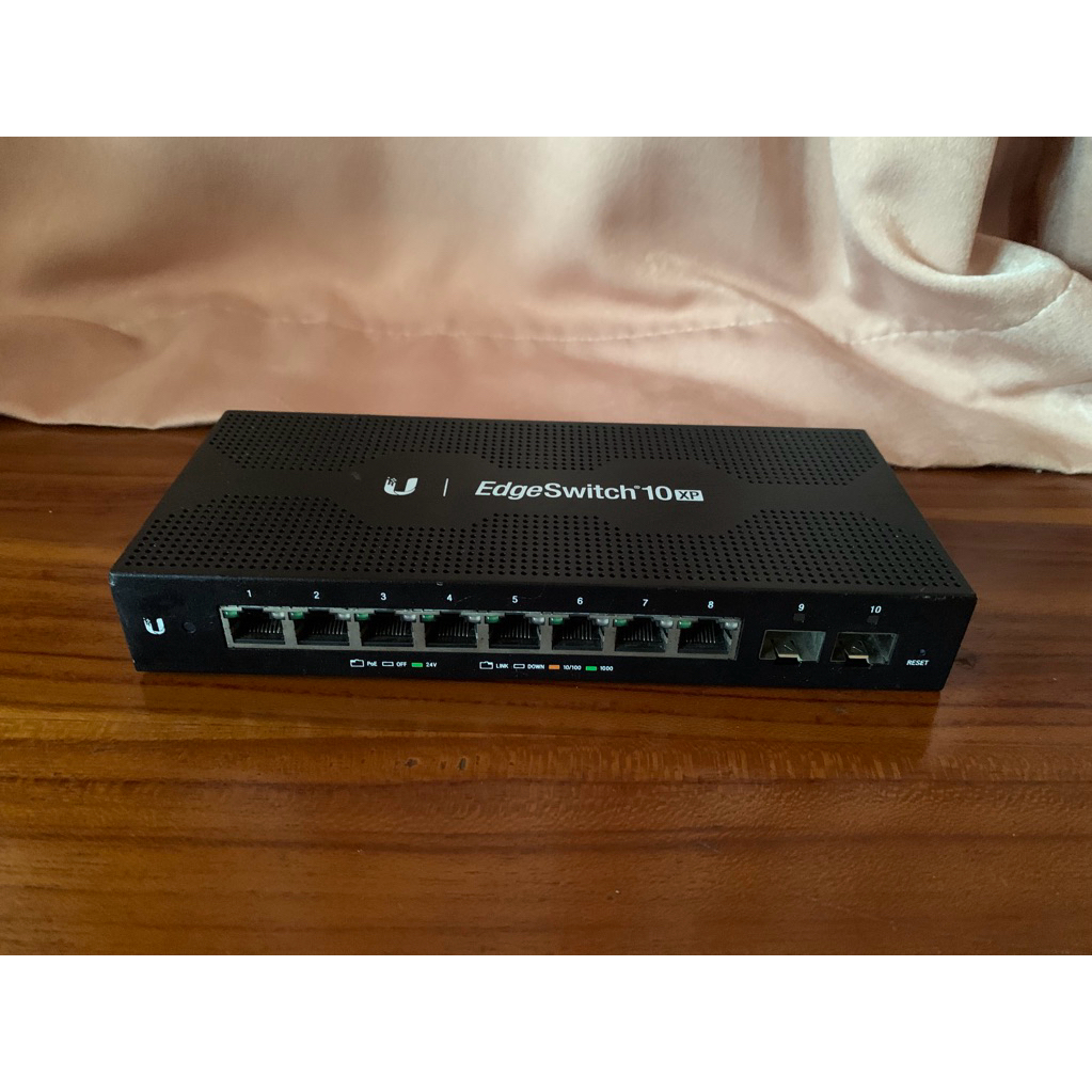 Switch manageable unifi switch hub bekas switch seken switch unifi swith ubnt