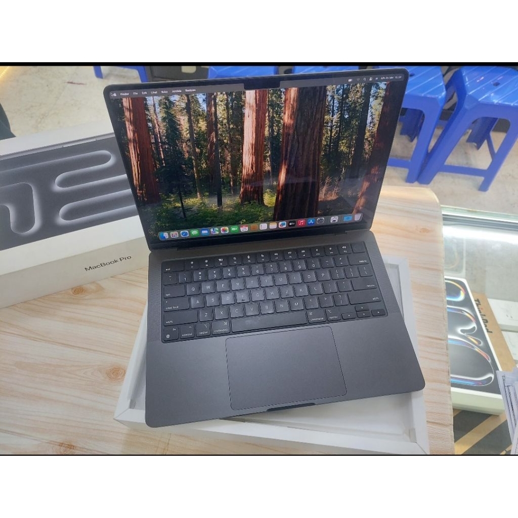 Macbook M3 Pro 14 in 18/1Tb Second ibox mulus