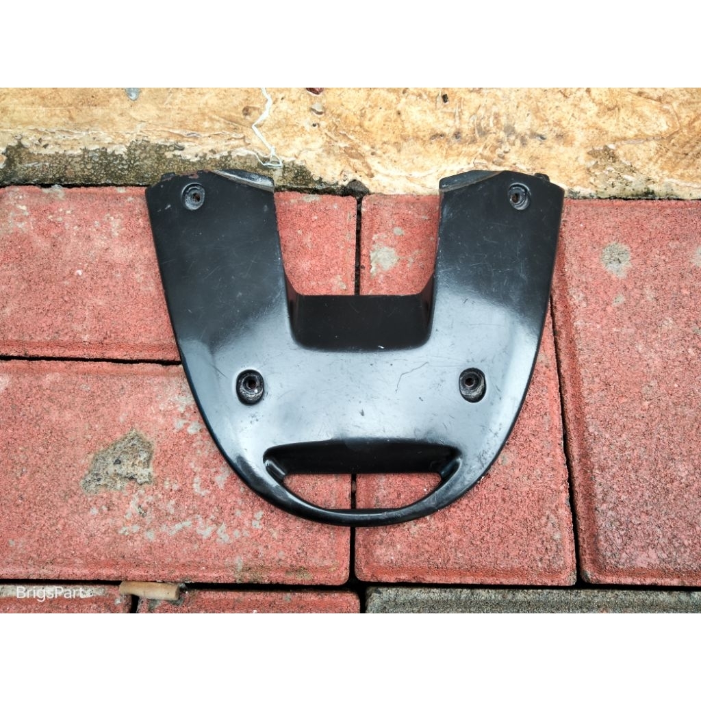 cover tutup bodi tengah bawah lampu belakang vario 110 karbu lama original