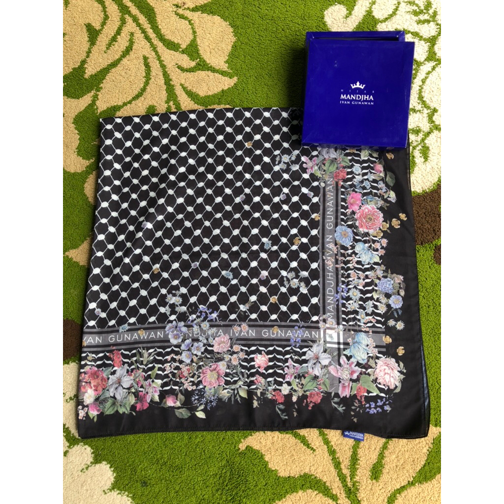 Mandjha Scarf Ivan Gunawan Balck||Preloved Mandjha Scarf Ivan Gunawan