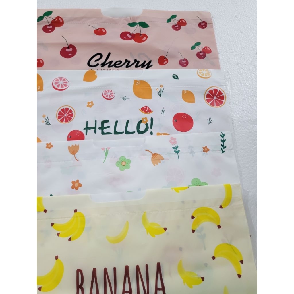 

Kantong Goodie Bag Plastik Premium Kantong Plastik Goodie Bag Premium Kantong Plastik Serut Premium Tas Plastik Serut Kresek Premium Tas Bingkisan Premium Tas Plastik Premium Kresek Serut Tas Kresek Serut Bergambar Shopping Bag Premium