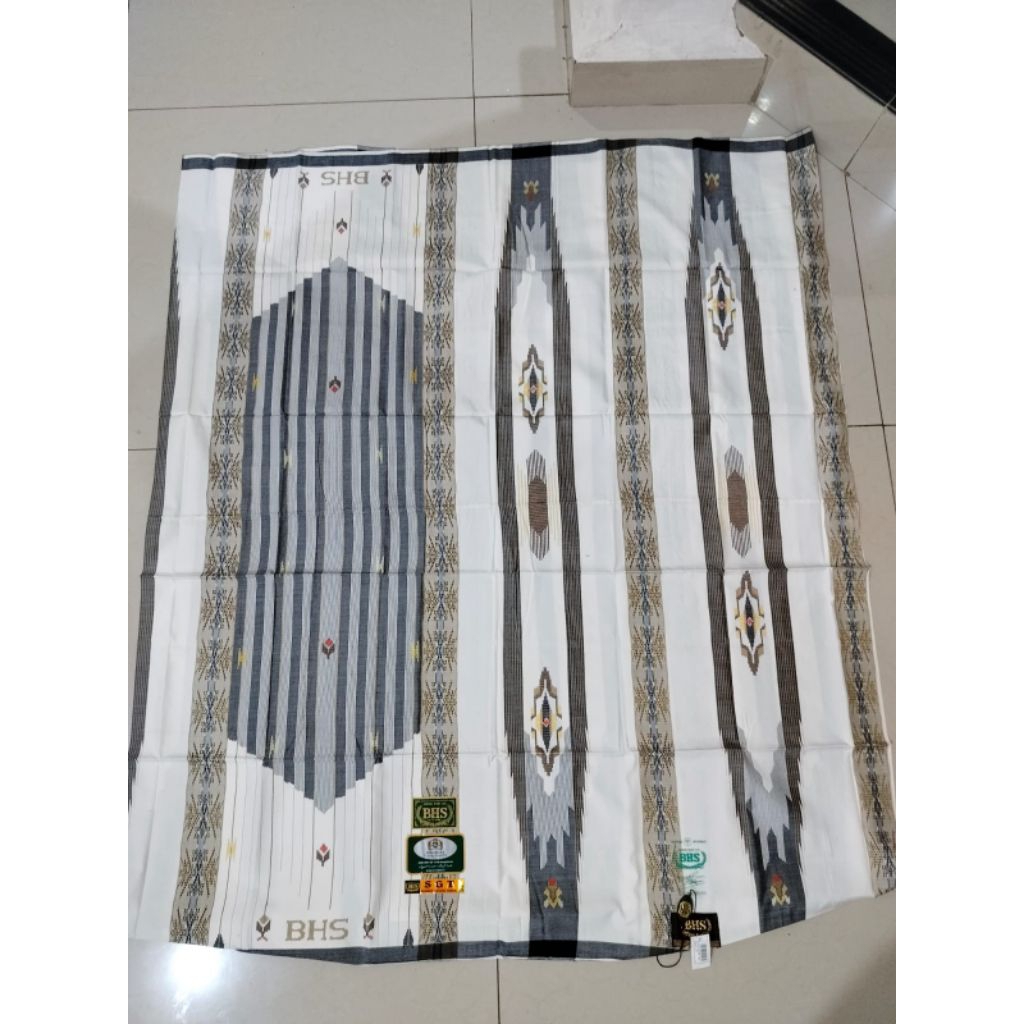 Sarung bhs full sutra sgt gold