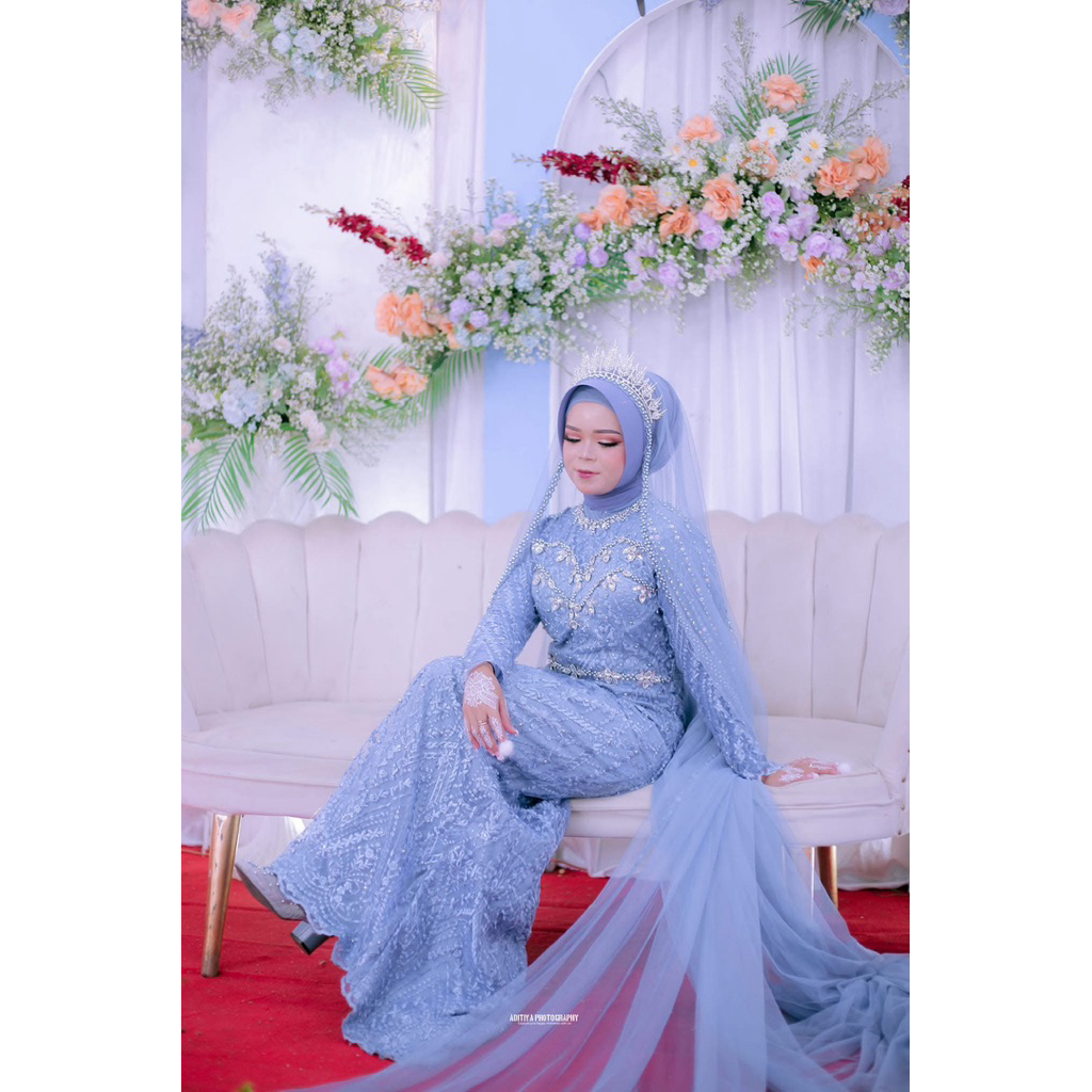 Kebaya slim  preloved warna denim.