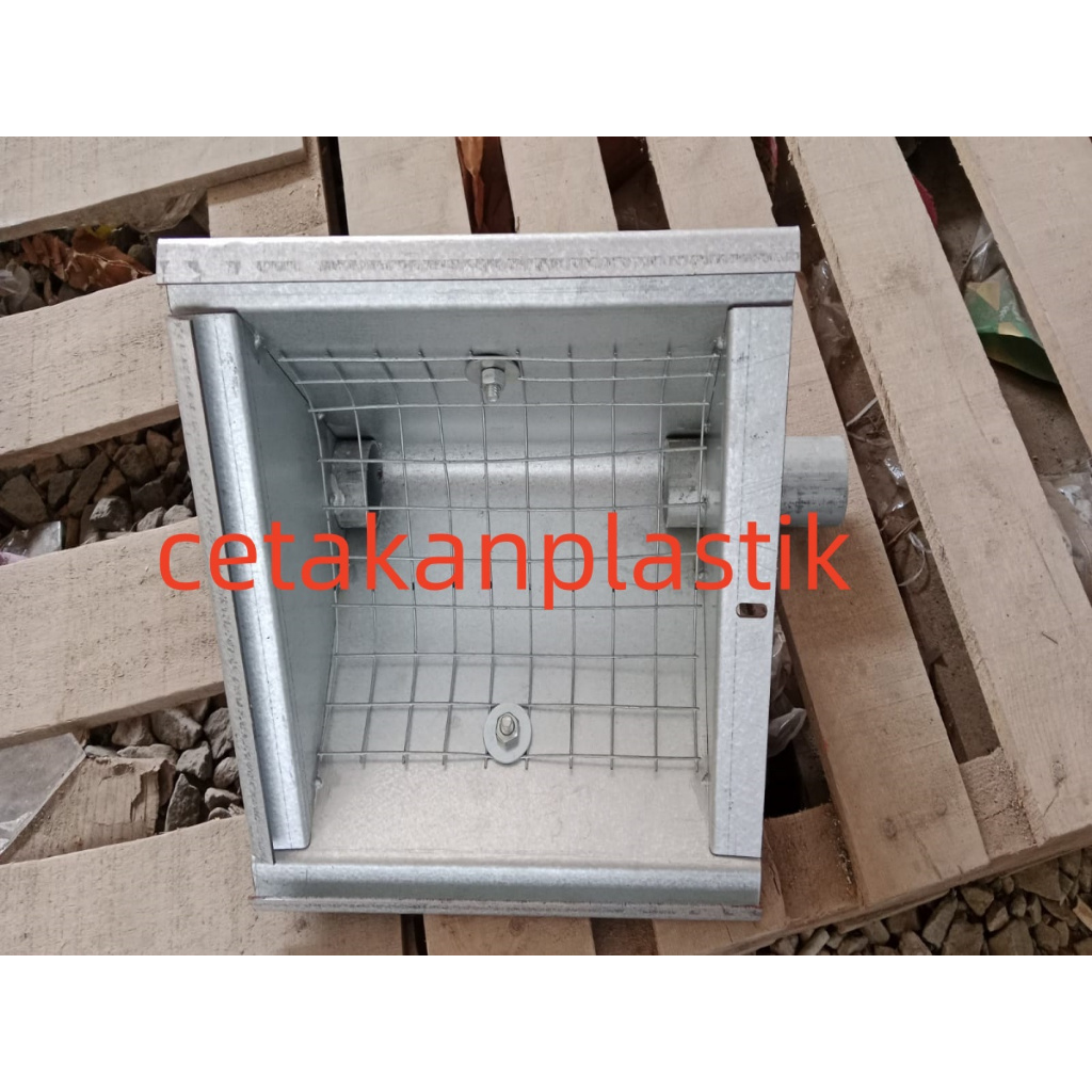 sepatu hopper segitiga hopper spare part hoper pakan otomatis feeder makanan kandang ternak ayam