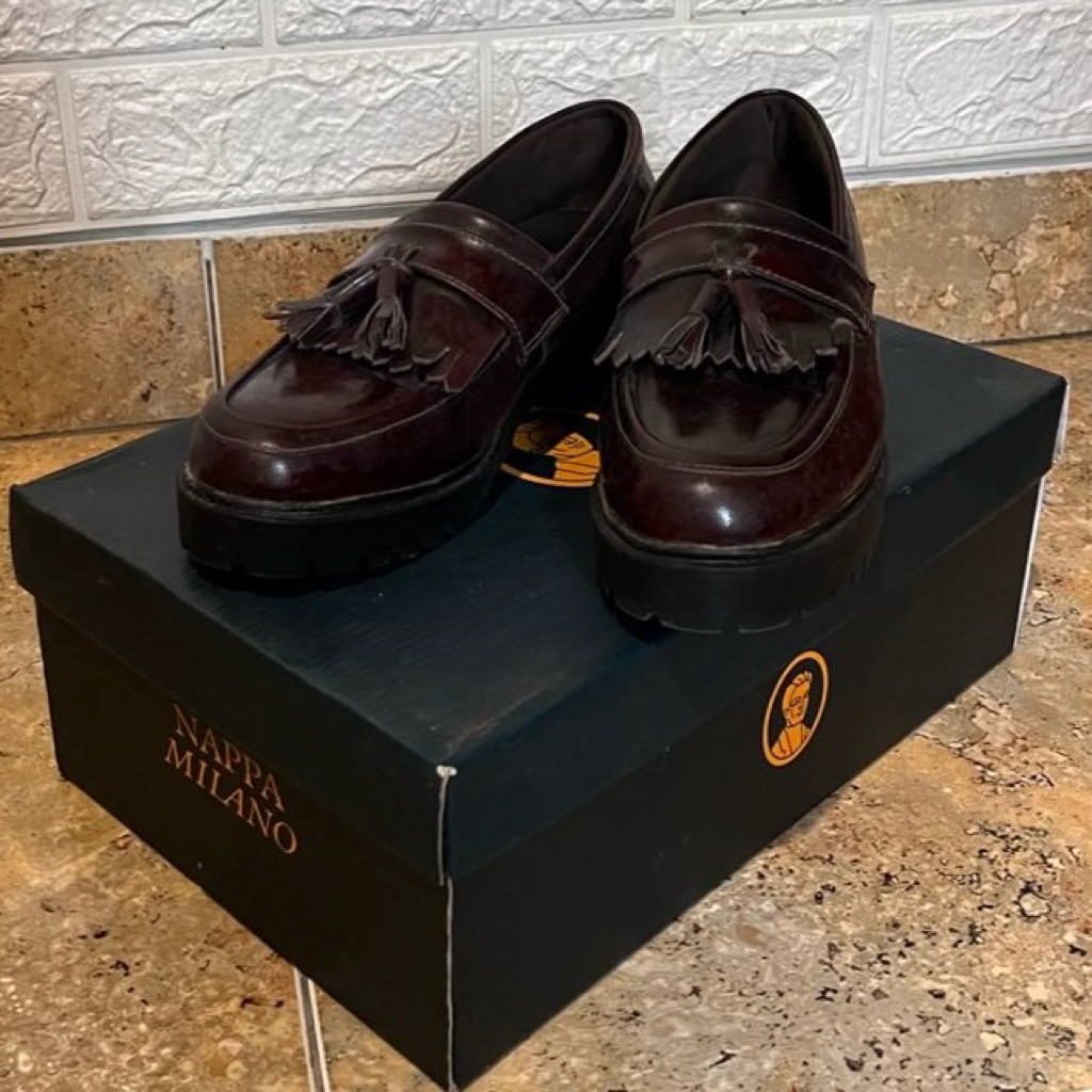 Carousel Req - Nappa Milano Preloved