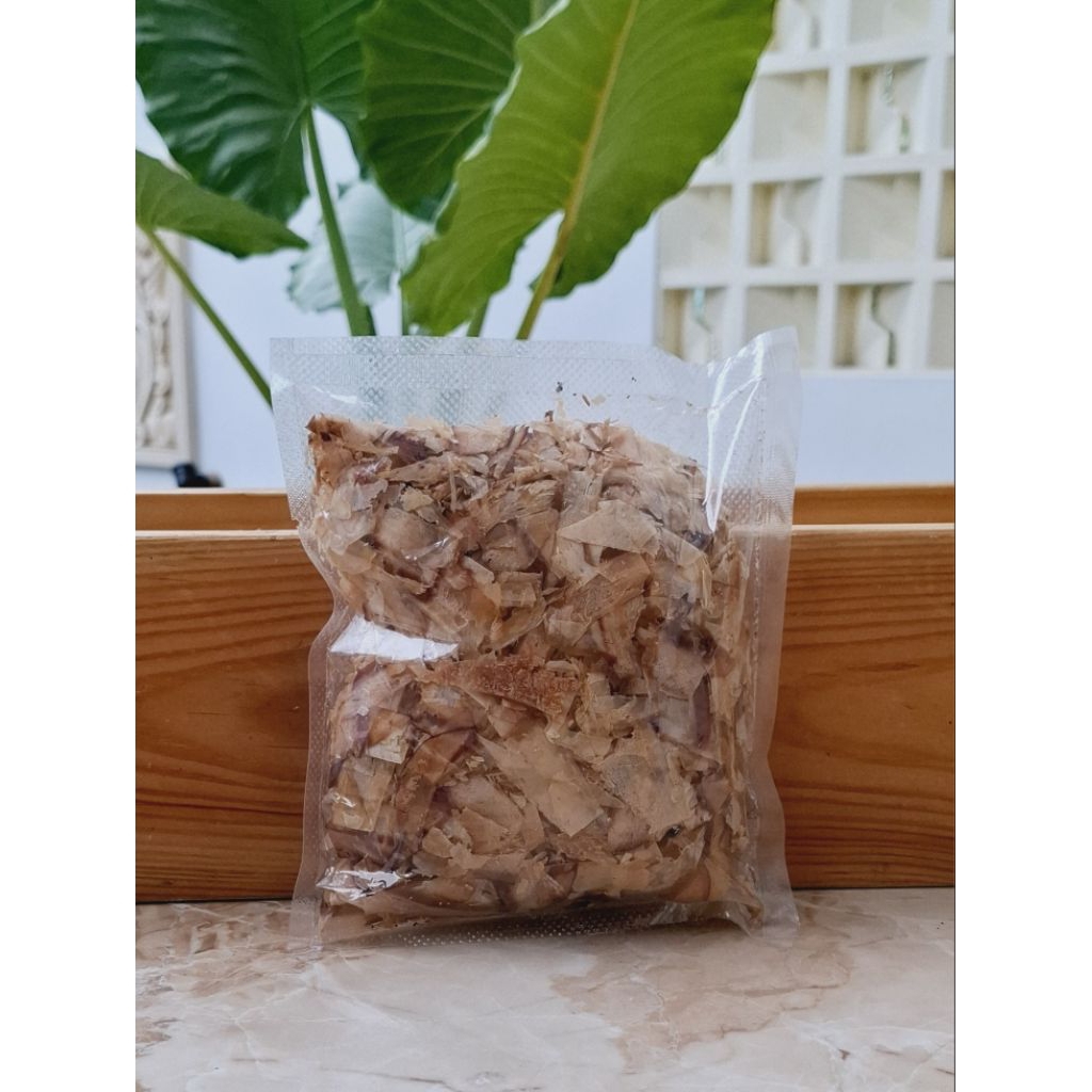 

Katsuobushi / Bonito Flakes / cakalang grade A ukuran L 200gr