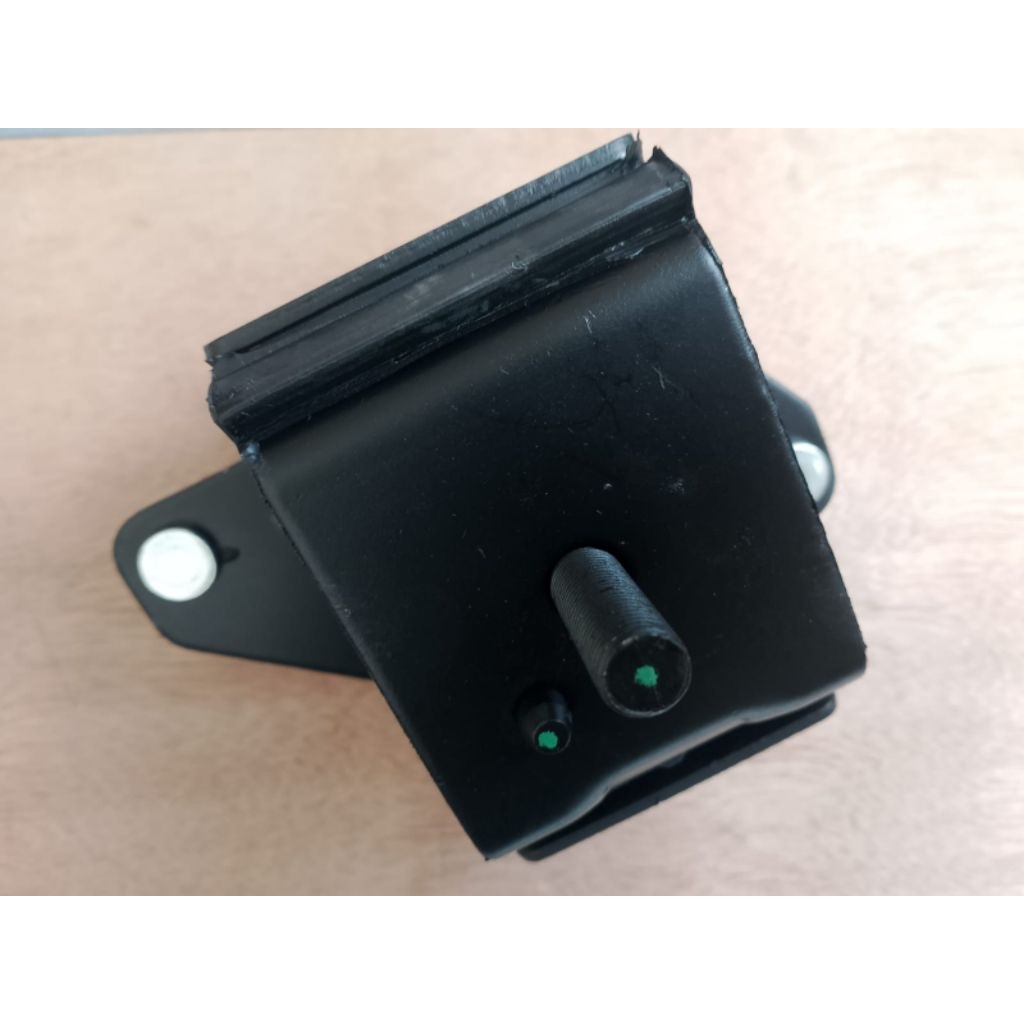 ENGINE MOUNTING GRANDMAX KIRI