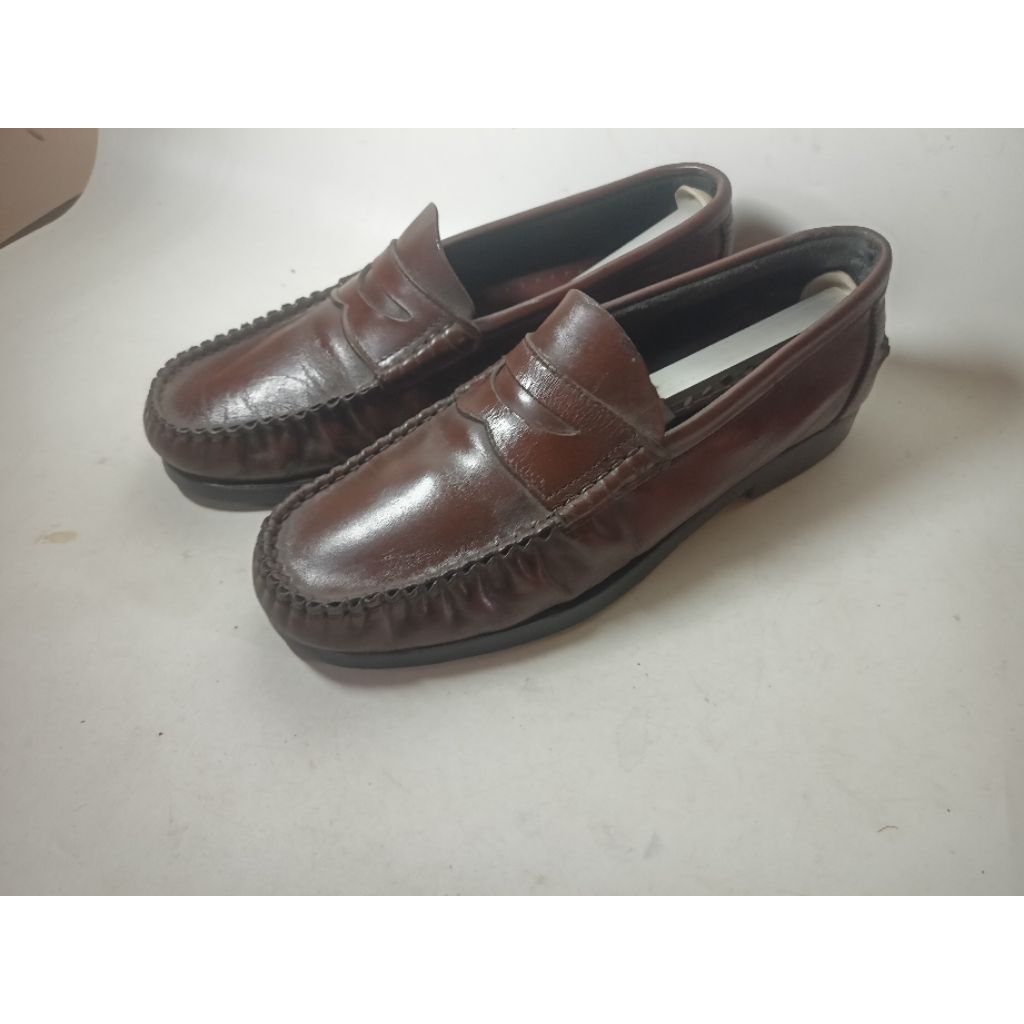 Sepatu kulit slip on bt seken size 39