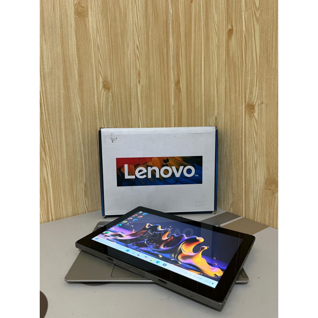Lenovo IdeaPad D330, Intel N4000, Touchscreen. Memory 4/128GB Fullset