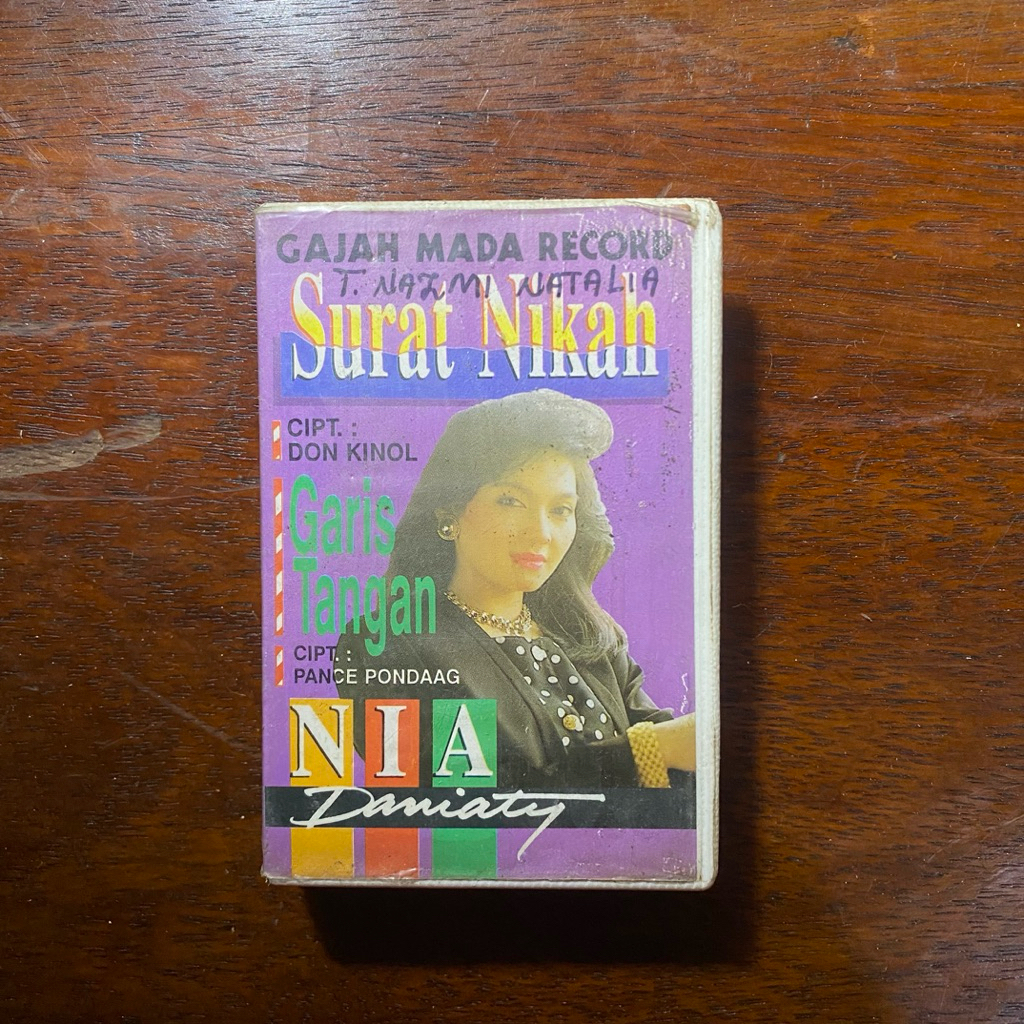 KASET PITA NIA DANIATY - GARIS TANGAN
