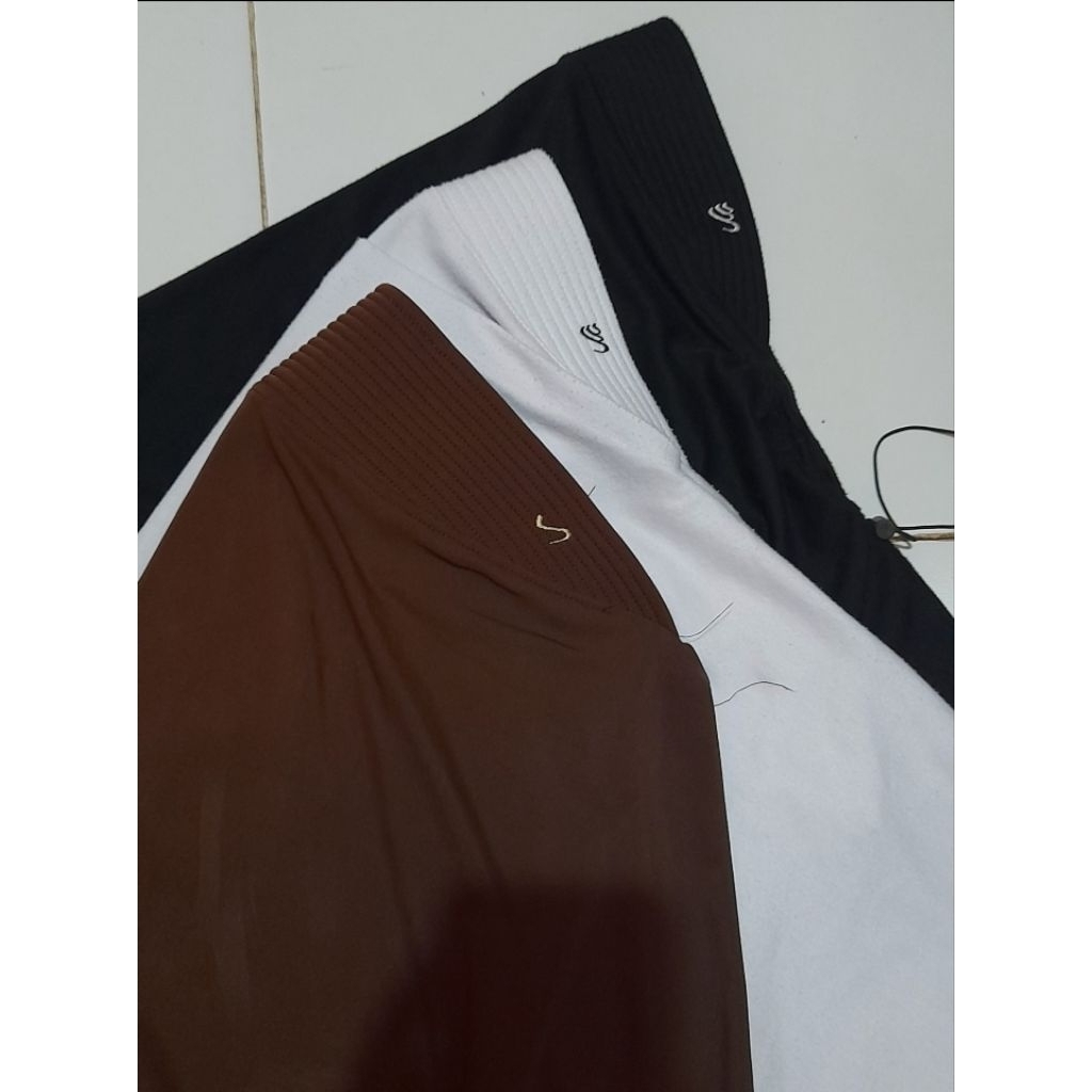 preloved kerudung rabbani ori hitam dan putih // preloved bergo hamidah