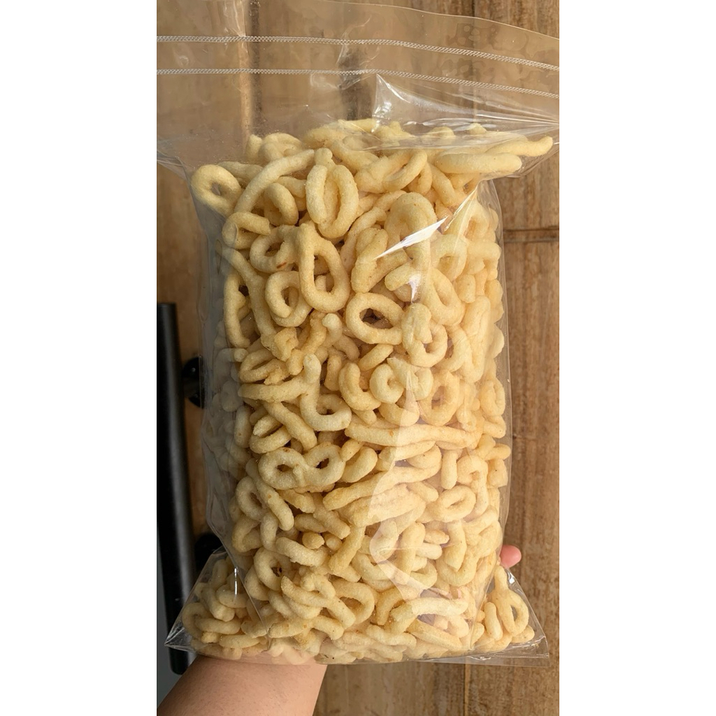 

Cemilan Lanting angka 8 Gurih rasa bawang