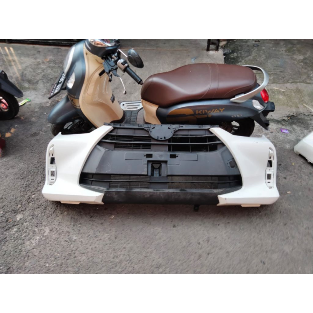 bemper depan agya 2022-2025