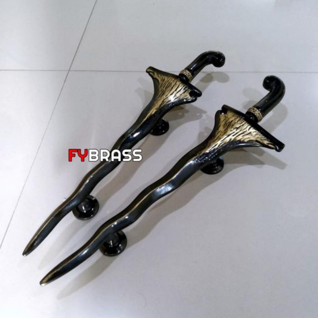 GAGANG PINTU ALUMINIUM / HANDLE PINTU RUMAH 50 CM MOTIF KERIS JAWA / HD-016