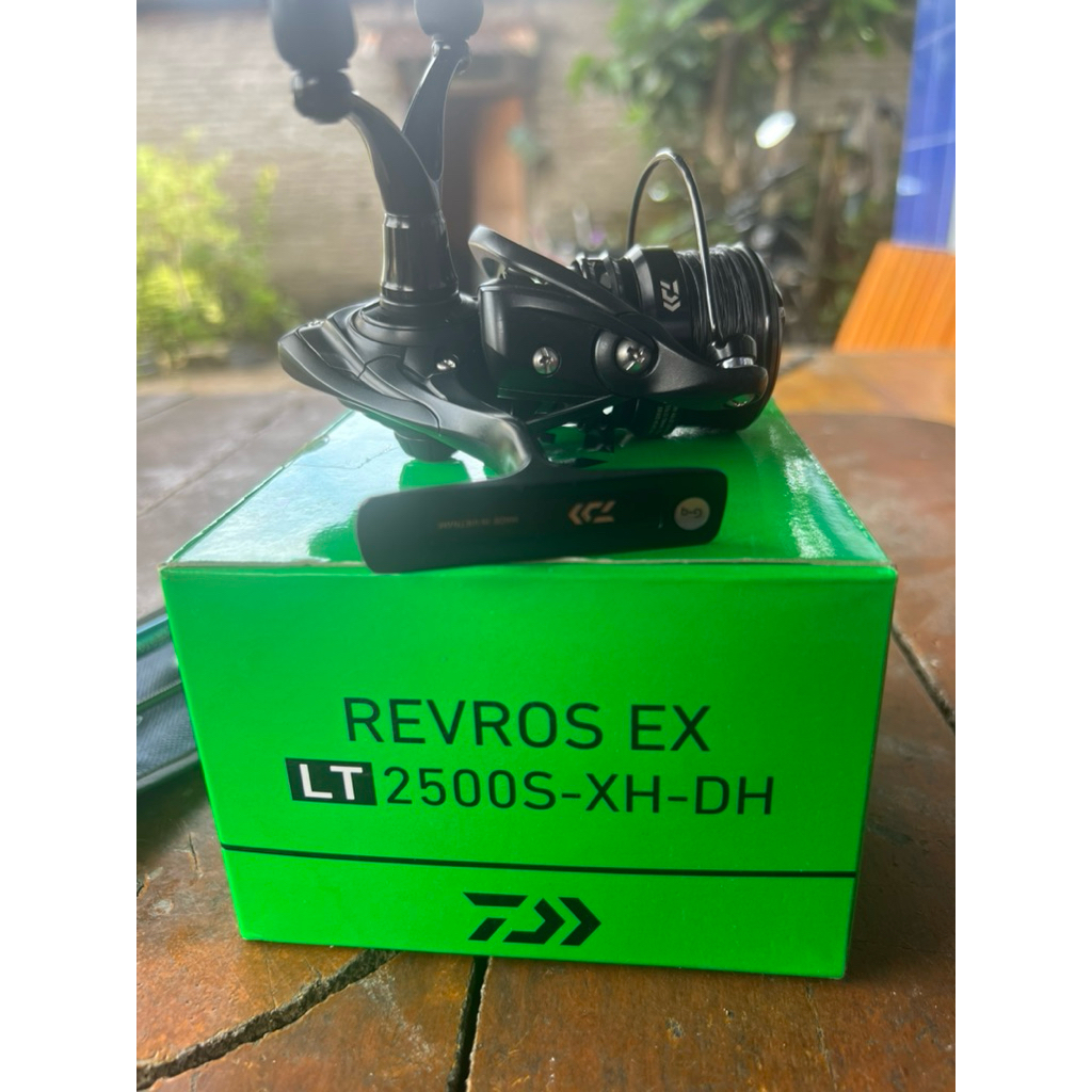 Rell Daiwa Revros EX LT2500 XH DH (Second)