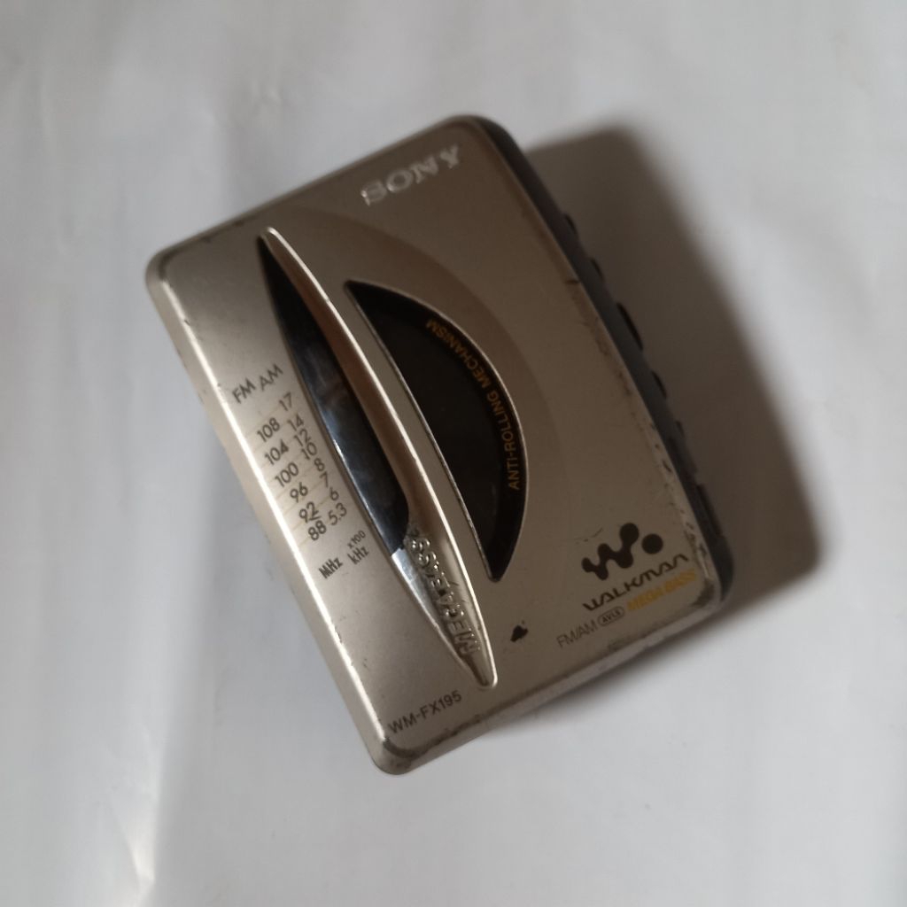 walkman sony wmfx195