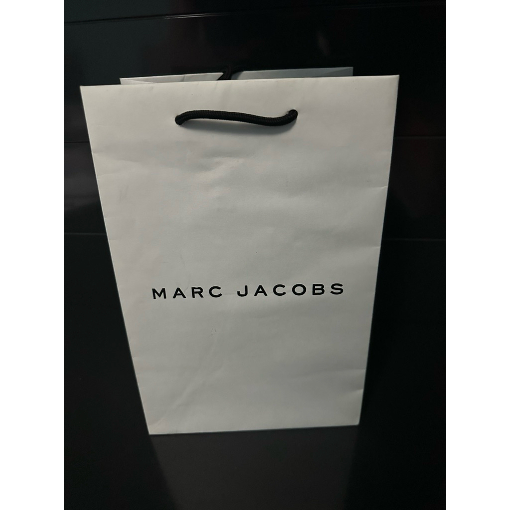

paperbag marc jacobs