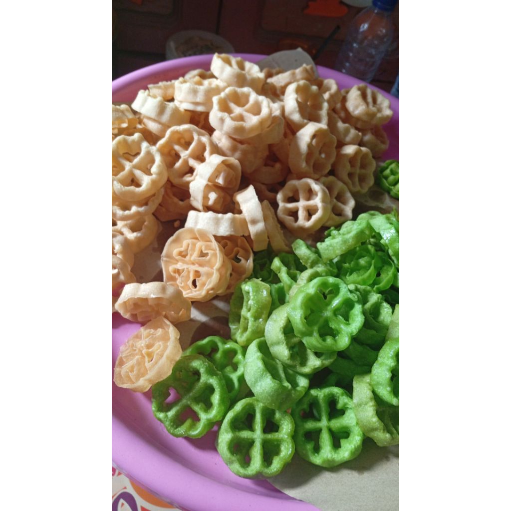 

kembang goyang manis gurih renyah