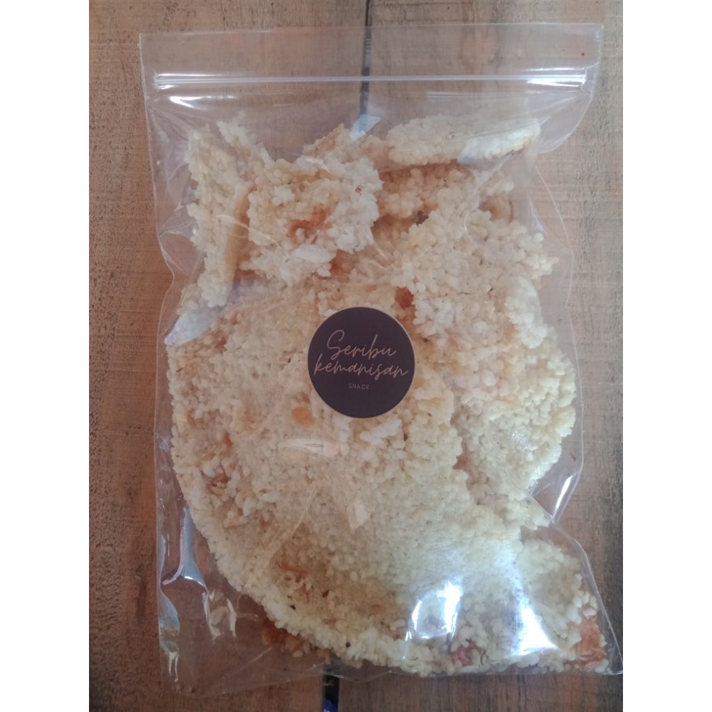 

250gram kerak nasi goreng / intip nasi goreng rasa ayam bawang