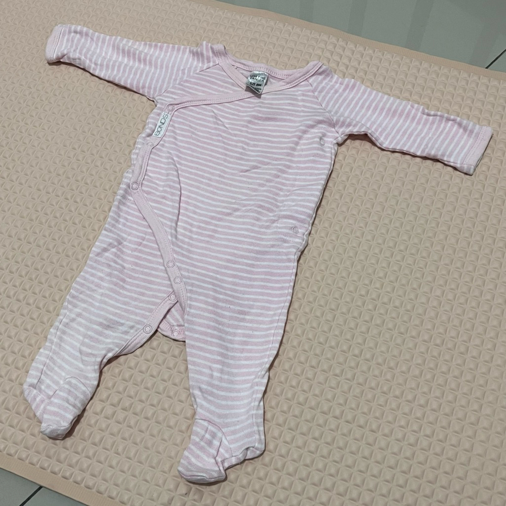 Preloved Sleepsuit Baby Size 0-3 Month / Baju Tidur Bayi / Merk BONDS