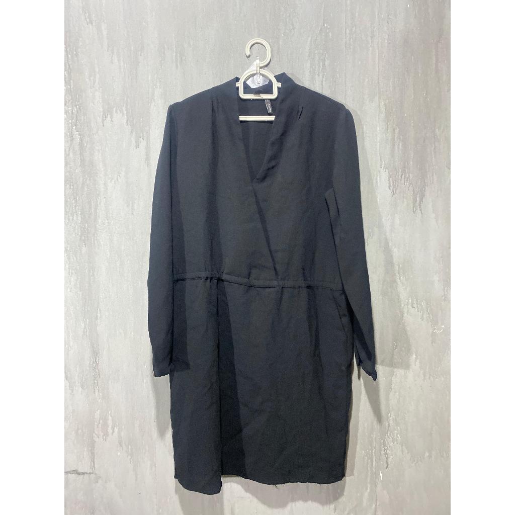 Dress MANGO Hitam Polos - MINIMALIST WRAP