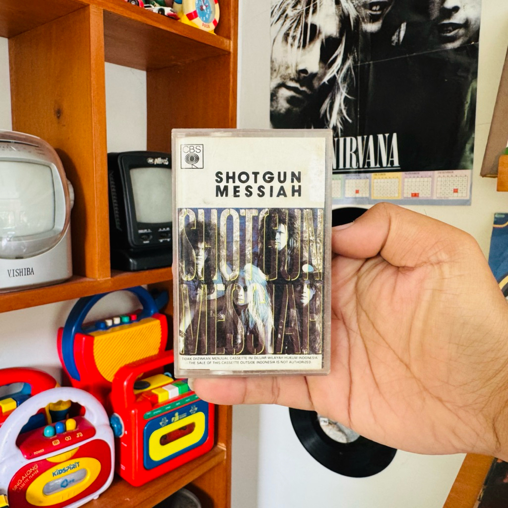 Kaset Pita / Tape / Walkman Shotgun Messiah Original 100% Berfungsi / Tested Indonesia Luar Campur O