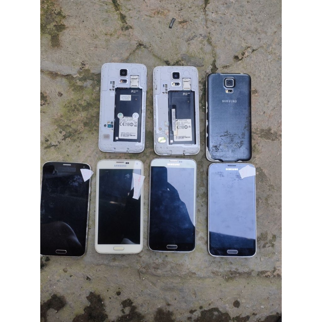 borongan 7 unit hp Samsung SM G900f lcd mulus minus dinyalakan kedip2 tampil batrai aja