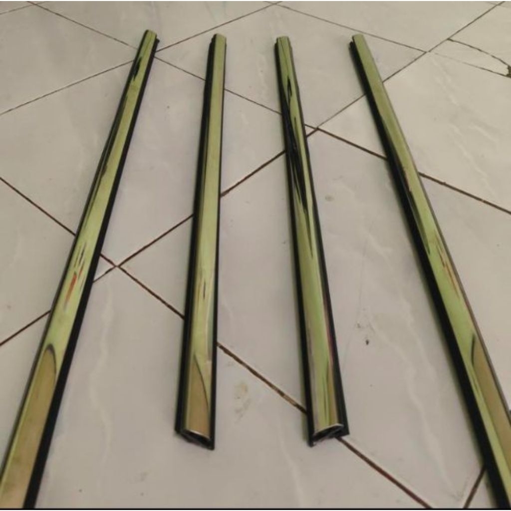 karet plipit / Lis kaca pintu samping mobil HONDA JAZZ RS 2008-2012 croom