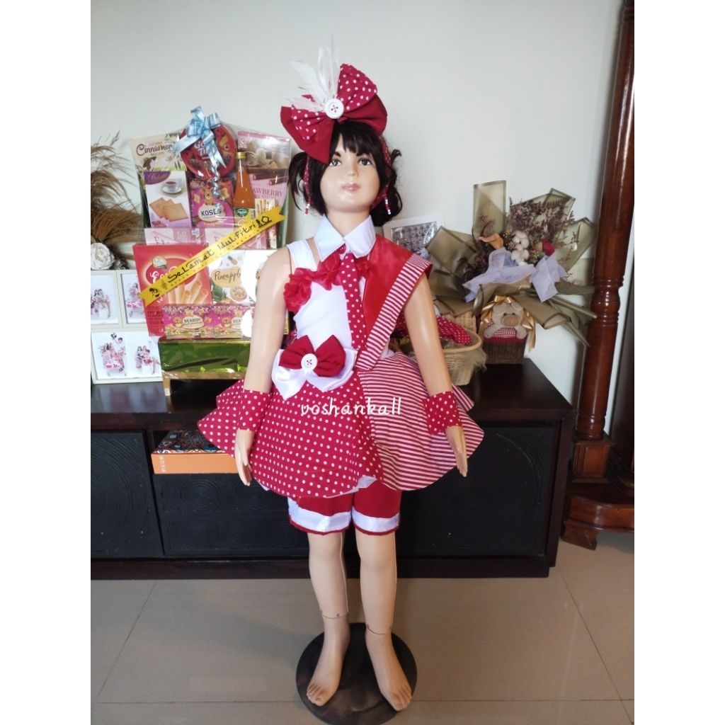 Baju casual merah putih anak fashion show