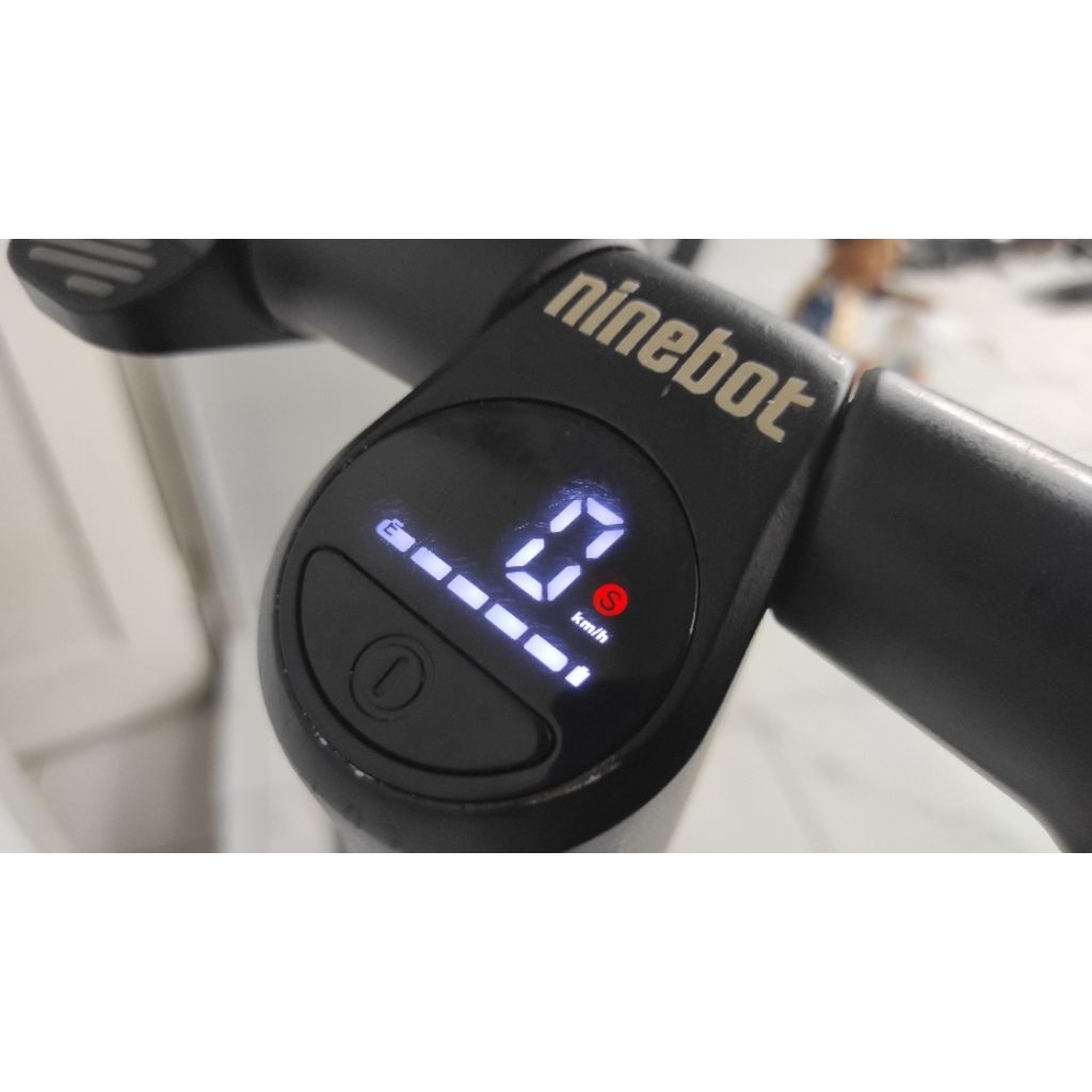 Electric scooter Ninebot Es2 Folding bukan ex grab (second)