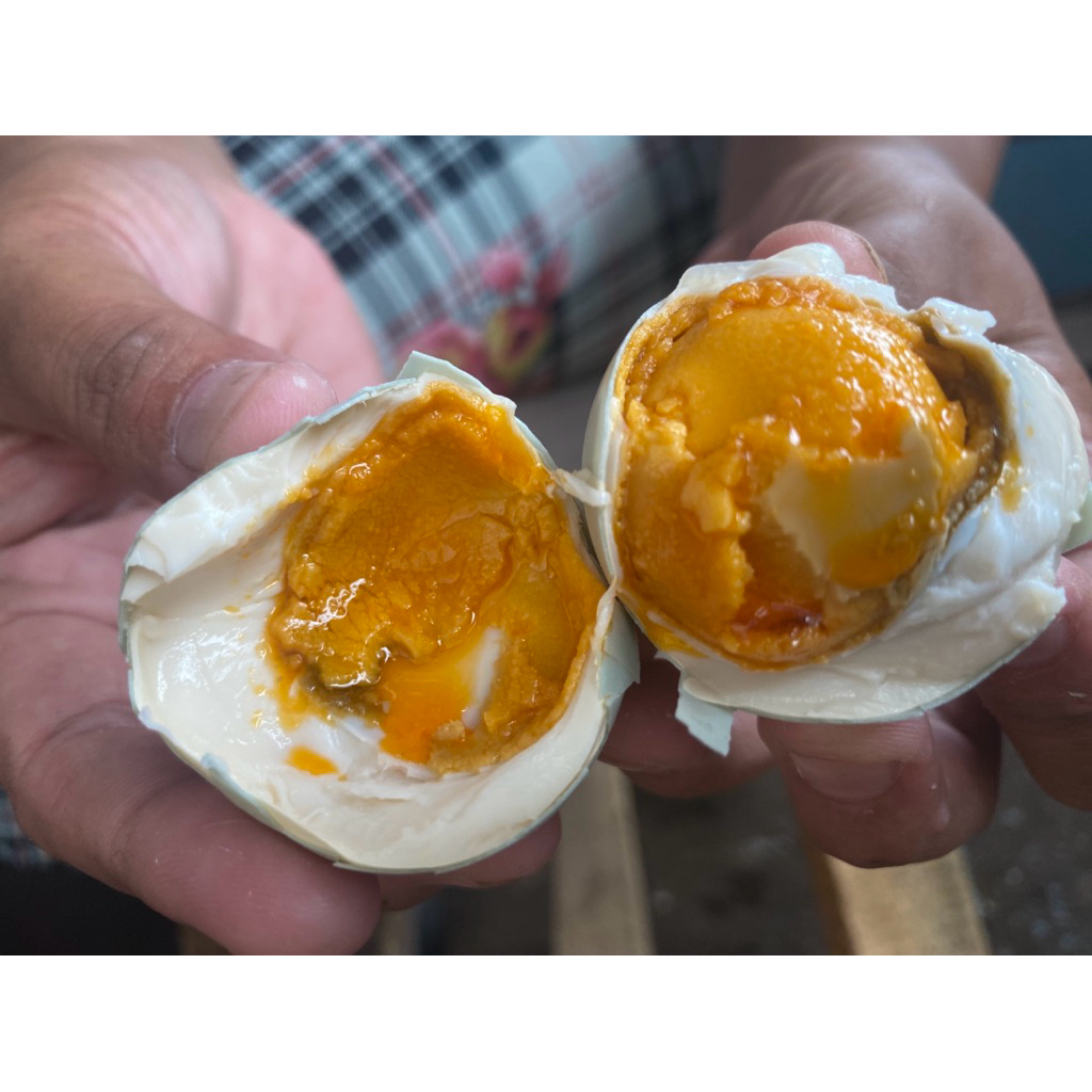 

Telur asin super harga per butir khas brebes