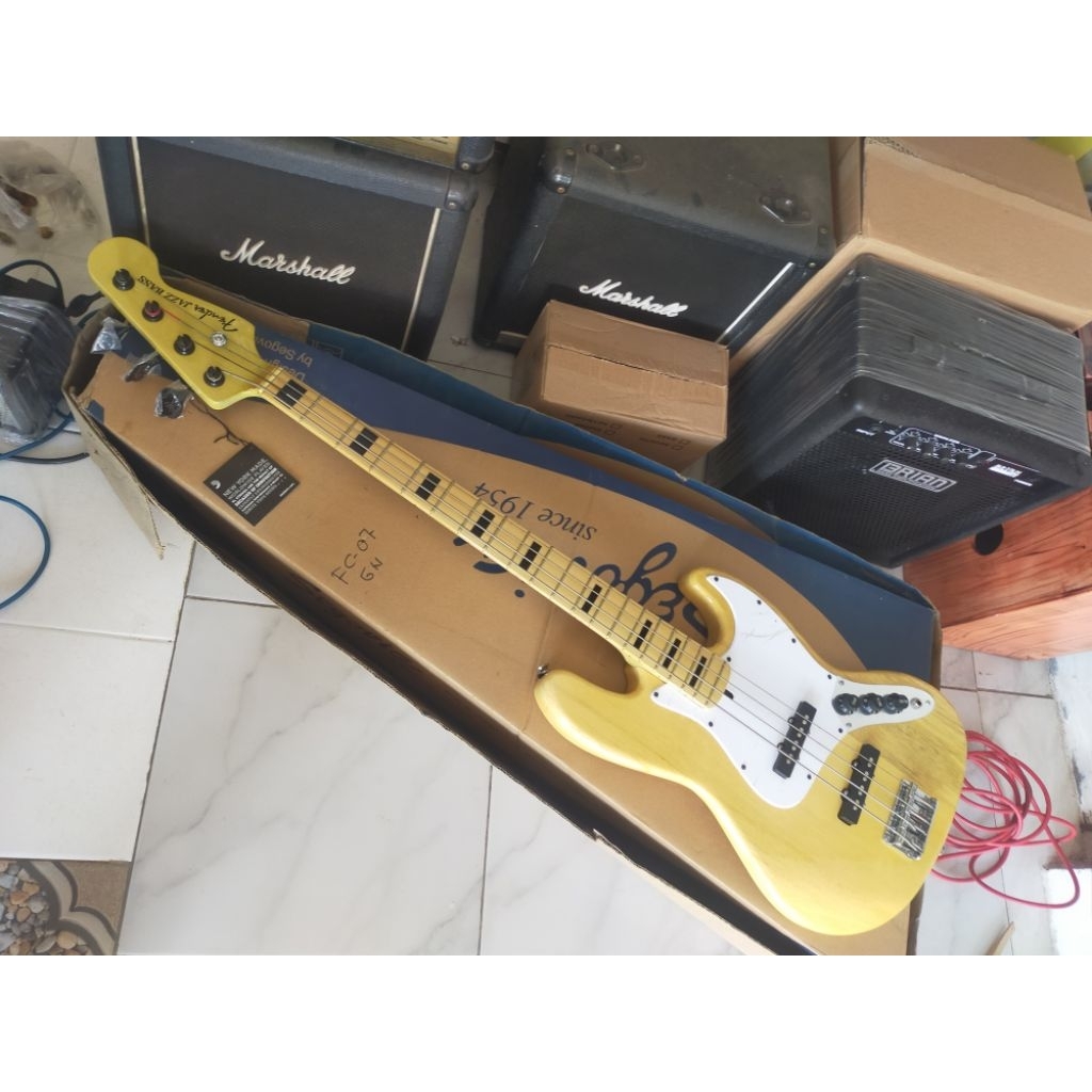 gitar Bass jazz bass