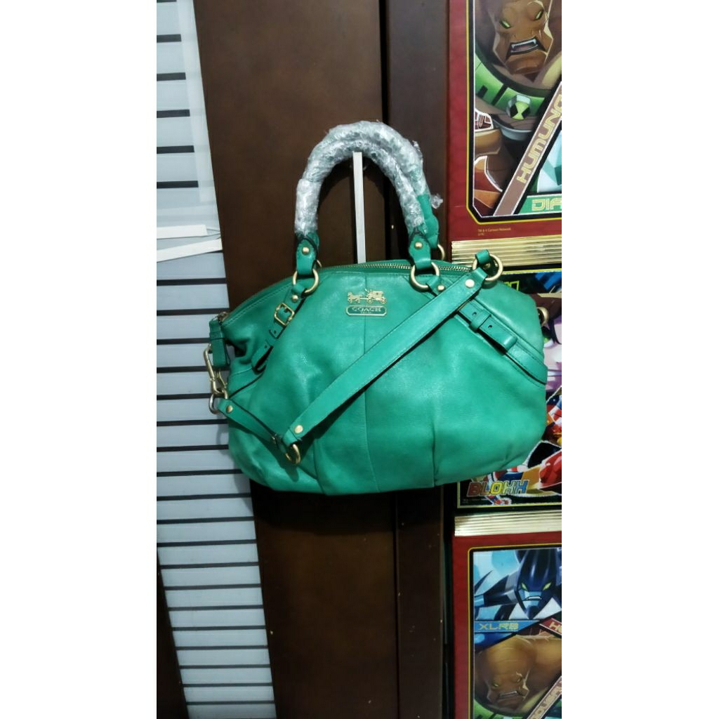 Tas Coach Kulit asli hijau daun lengkap talpan like new